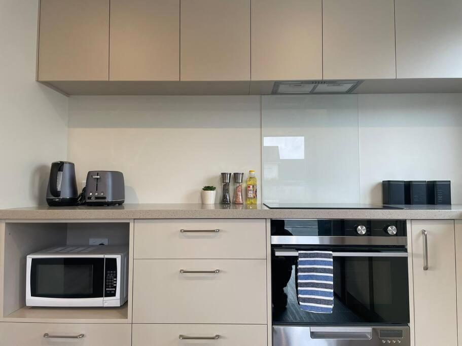 Cbd Luxury Parkside Living 2 Bedroom With Parking Christchurch Exterior photo