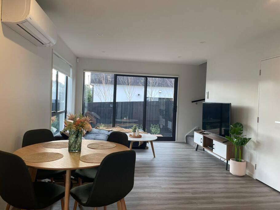 Cbd Luxury Parkside Living 2 Bedroom With Parking Christchurch Exterior photo