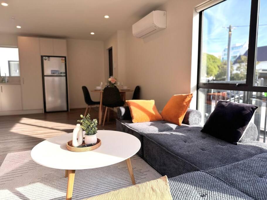 Cbd Luxury Parkside Living 2 Bedroom With Parking Christchurch Exterior photo